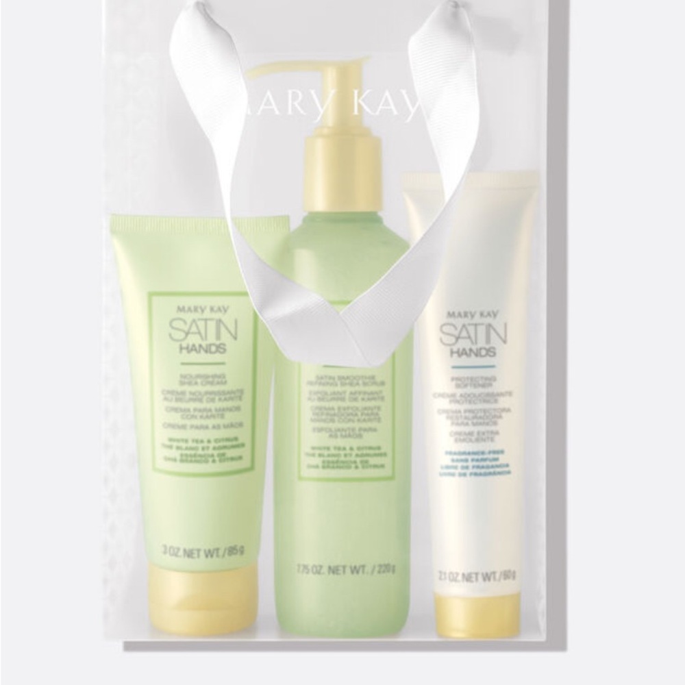 Mary Kay Satin Hands Trio - Green and Cream